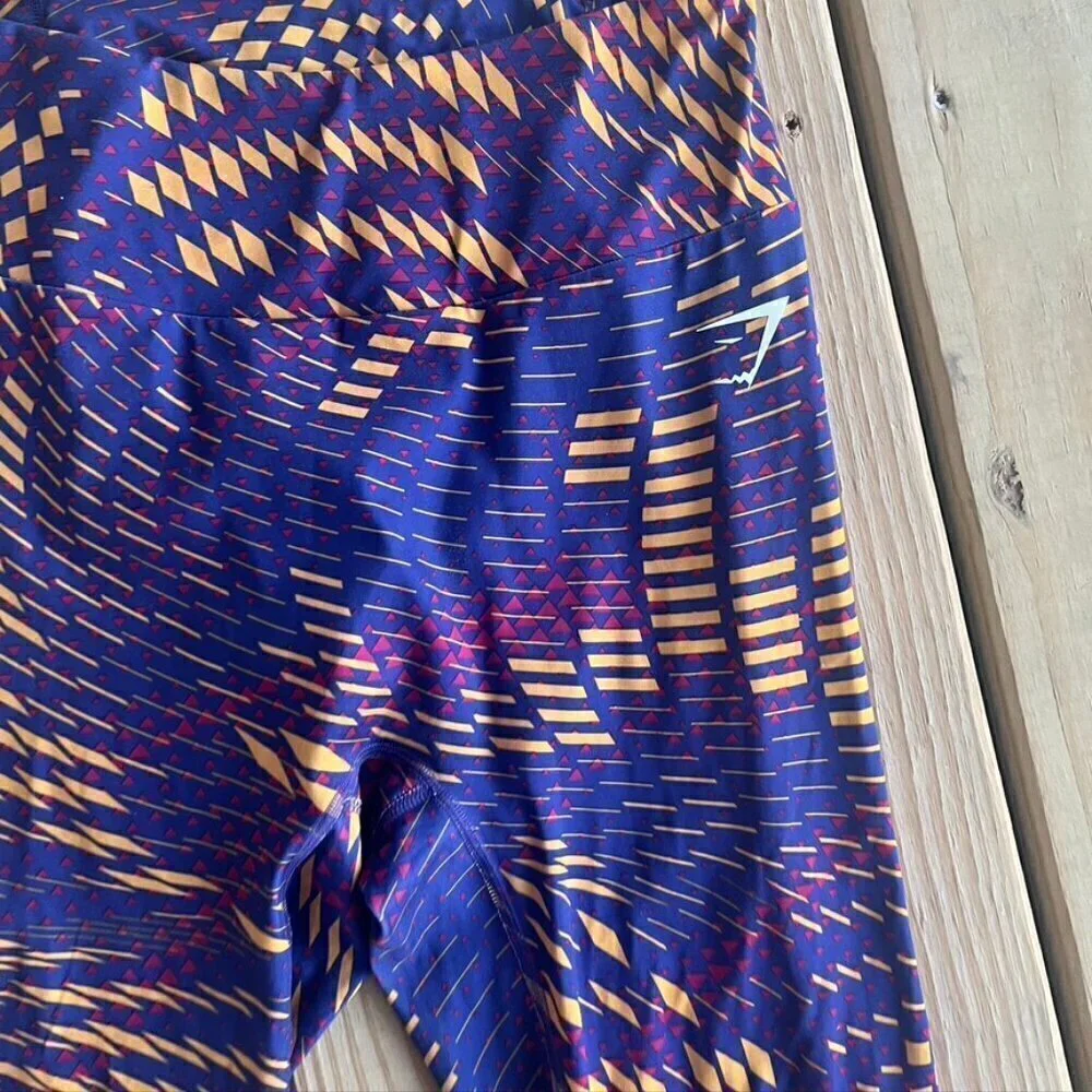 ** Gymshark geometric leggings Purple Yellow Orange Triangle Small